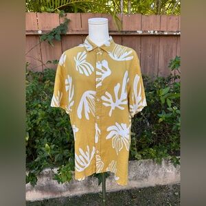 Folk Yellow and White Tropical Print Short Sleeve Button-Down Shirt